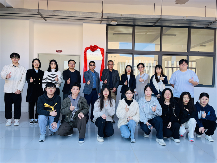 午夜视频在线播放&广东工程职业技术学院校企战略合作揭牌仪式